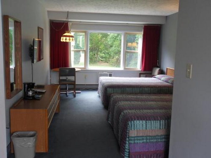 Swan Inn Motel & Restaurant - Web Listing Photo (newer photo)